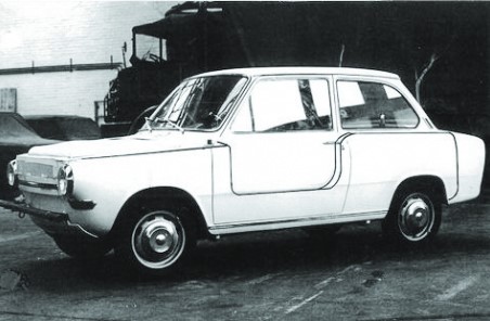 Daf 44 YA prototype (contouren van de YA zichtbaar)