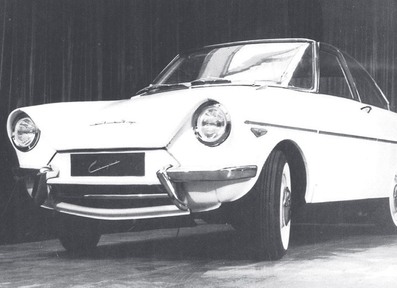 DAf 750 coupé (1962) - Schuin voor