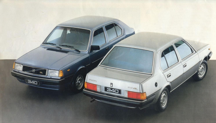 Volvo 340 hatchback & sedan - Folder foto (voorkant)